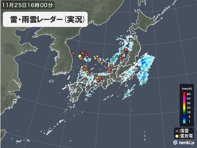 今日25日は日本海側に発達した雷雲 落雷やひょうも 26日午前中にかけて注意