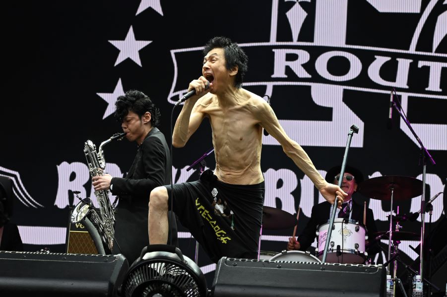 【フジロック開幕】骨折の甲本ヒロトが雄たけび「世の中がどんどん壊れていくのはなんでか分かるか？」
