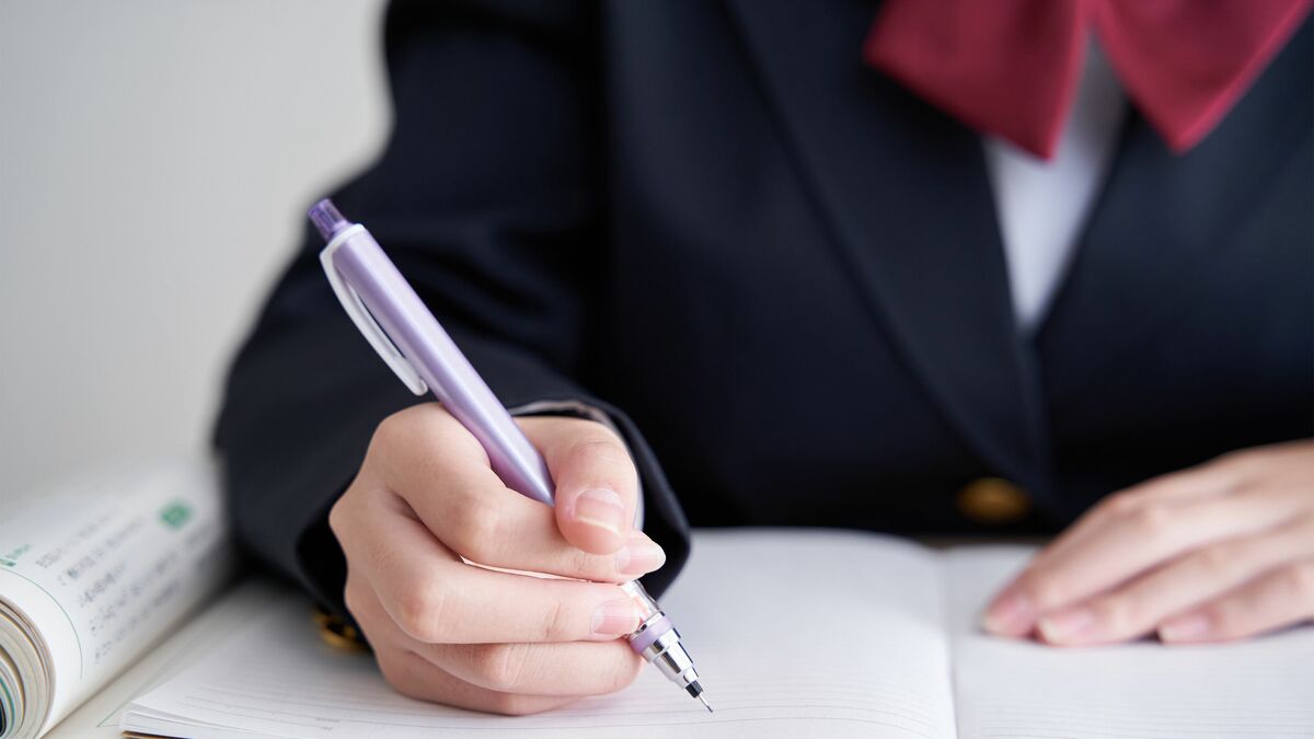 だから中学生の｢読み書き能力｣が低下している…今こそ｢詰め込み教育｣を強化すべきこれだけの理由 2〜4歳の｢独り言｣を親は無視してはいけない