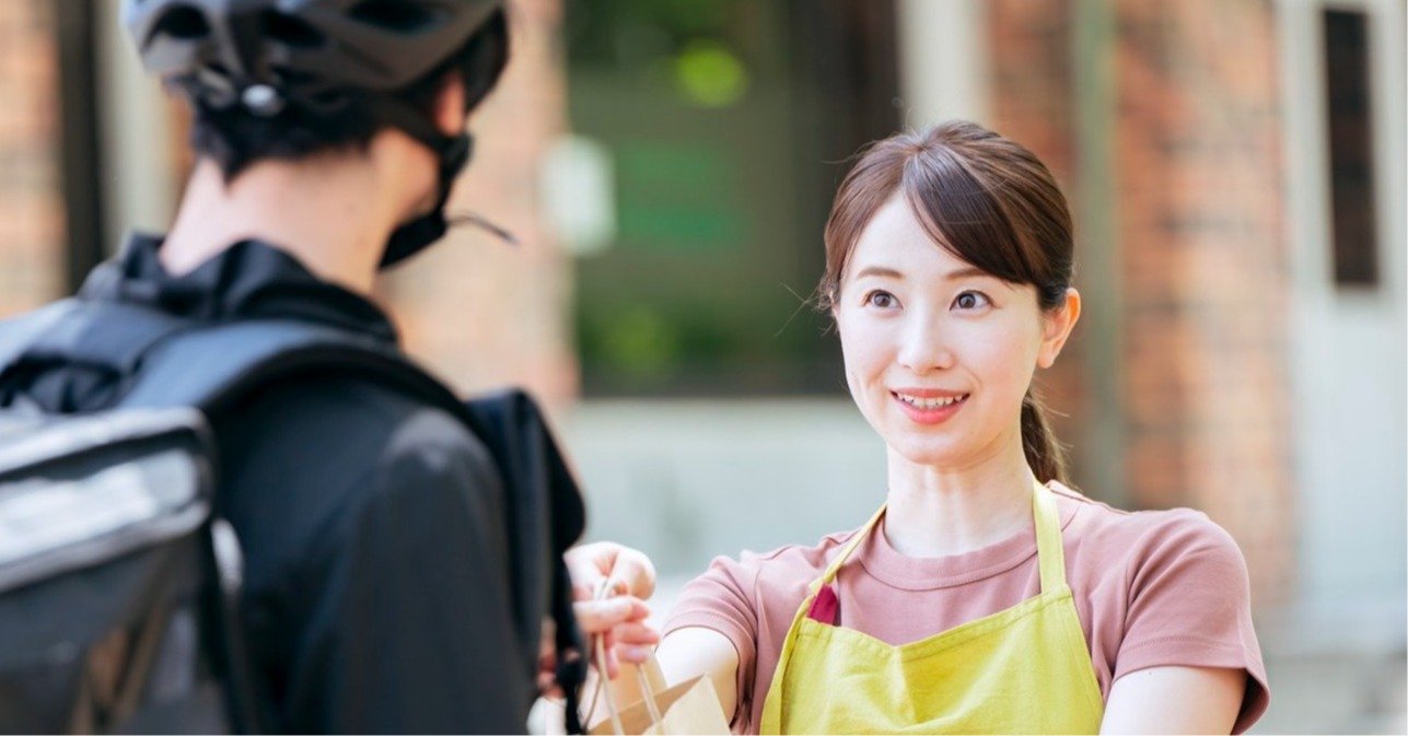 ウーバー配達員と“2億ション”の女性住人がLINE交換→価値観がズレまくる「異世界交流」が面白い…え、うそ？まさか最後に泣かされるとは