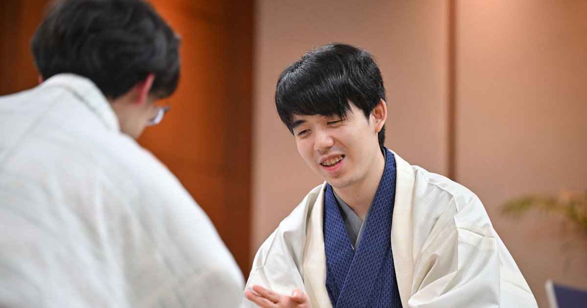 藤井聡太王座が先勝、伊藤匠叡王を破る 将棋王座戦第1局