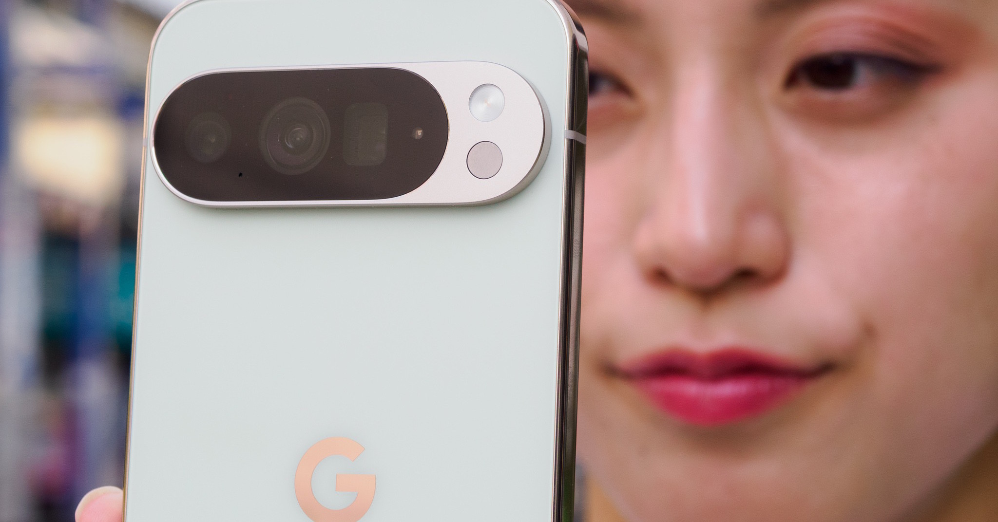 「Pixel 10 Pro XL」のコンピューテショナルカメラはどのくらい進化した？ 撮ってみて分かったこと：荻窪圭の携帯カメラでこう遊べ（1/3 ページ）