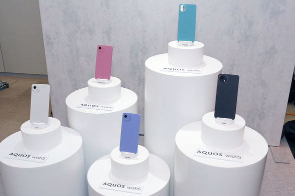 シャープが「AQUOS」を中高価格帯へシフトする理由 メモリ高騰が直撃するエントリースマホの限界