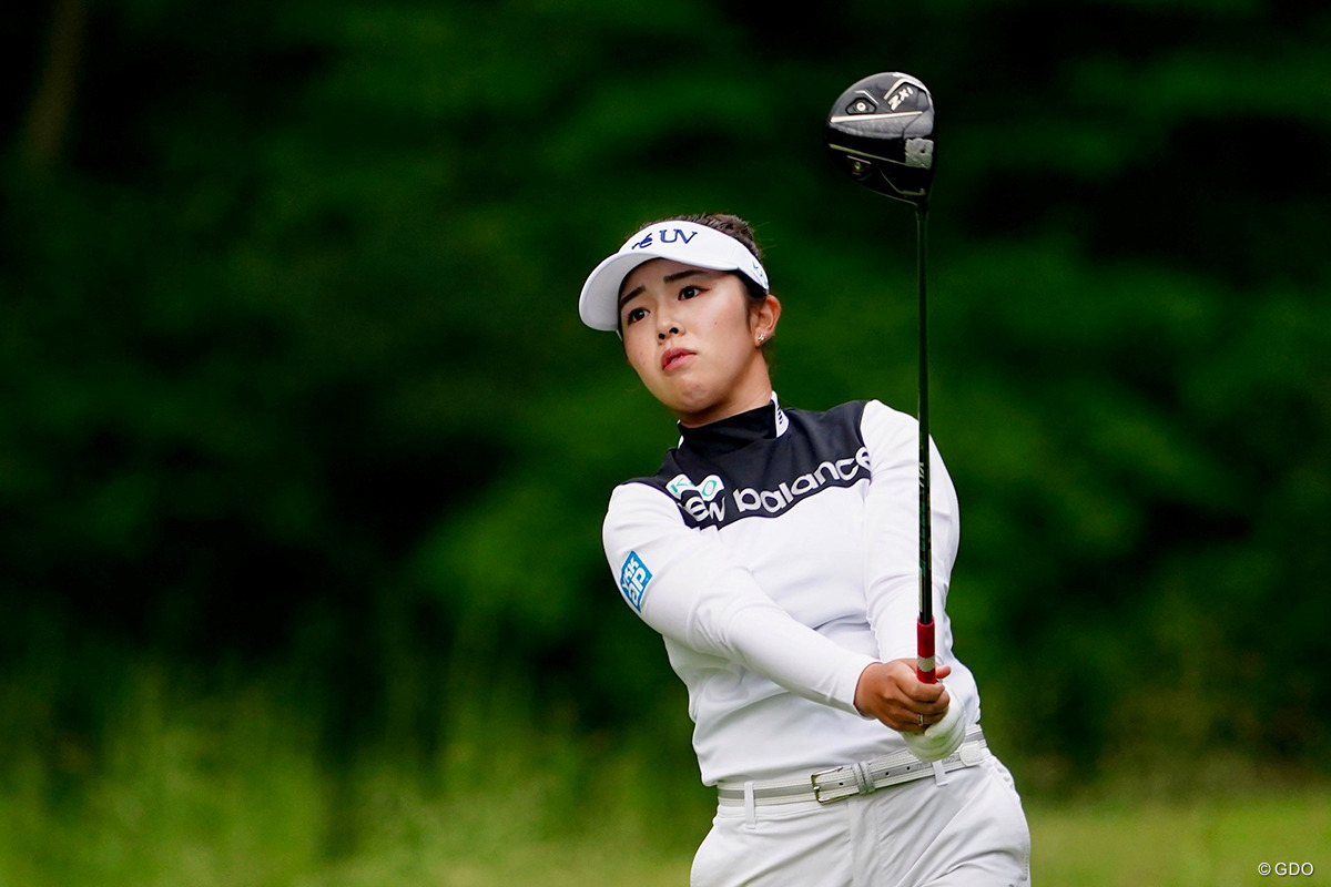 山下美夢有と古江彩佳が暫定7位に浮上 3回の中断で2R順延