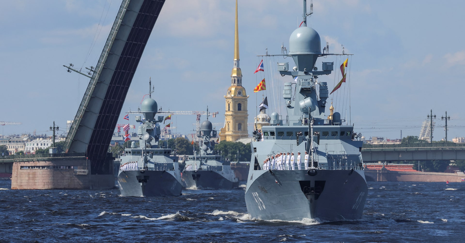 プーチン氏、50年までの新たなロシア海軍戦略承認＝大統領補佐官