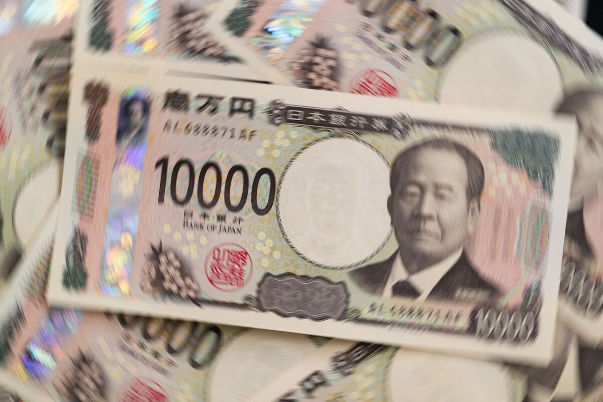 円が対ドルで150円台後半に下落、３月来の安値－日米金利差意識