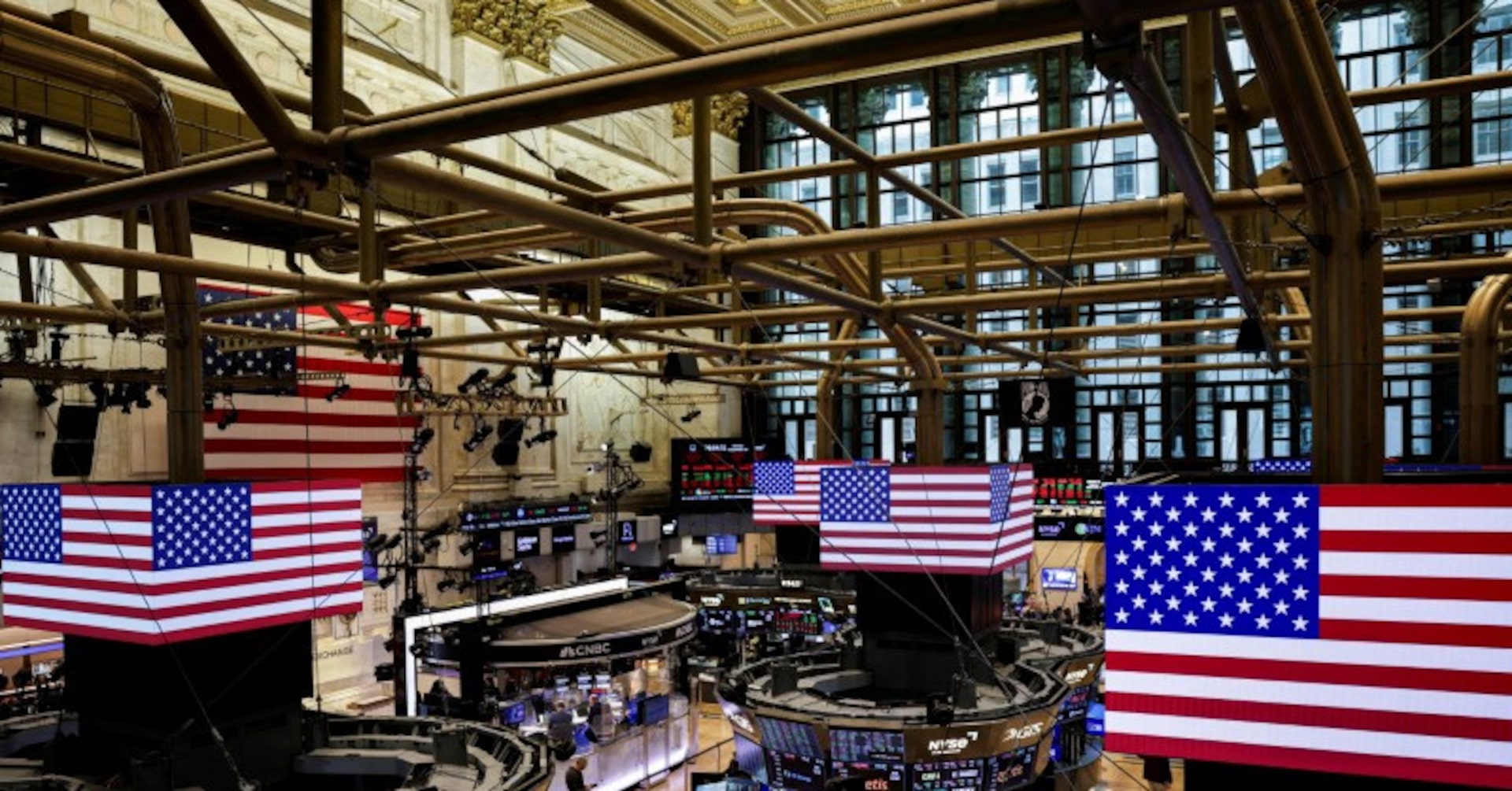 米国株式市場＝上昇、エヌビディアやパランティアが高い 政府再開に期待