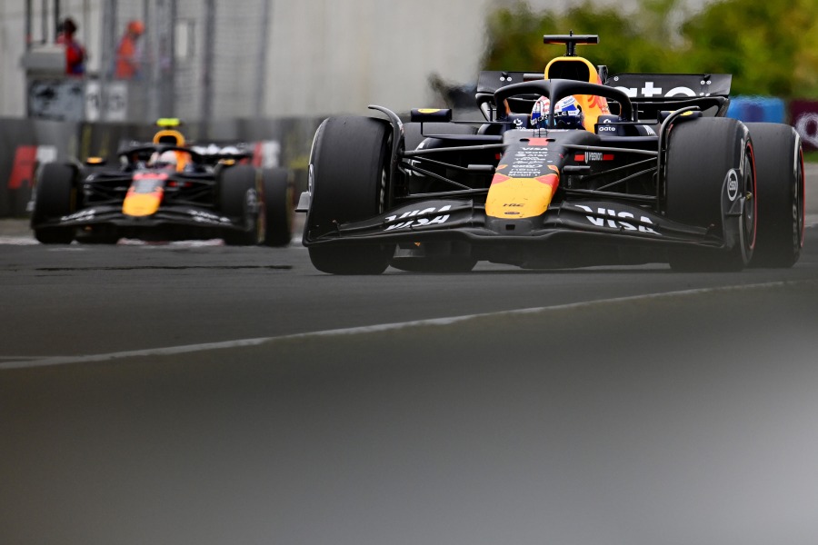 レッドブルF1に何が起きた？メキース代表「FP1から全てが狂っていた」…夏休みで立て直し誓う | TopNews