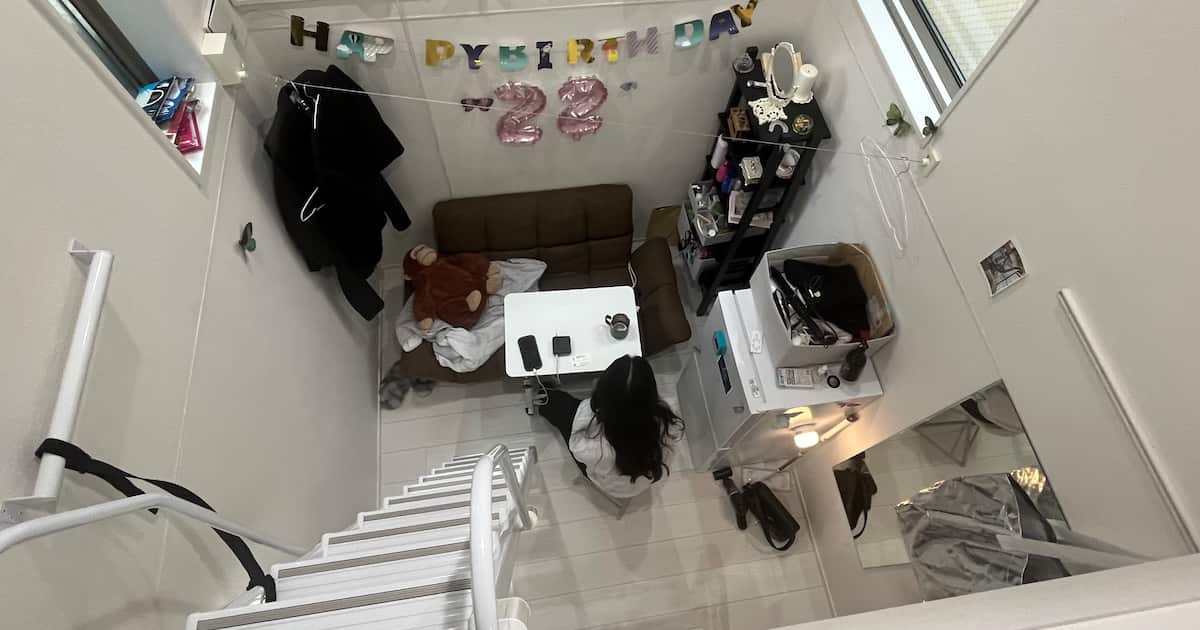 わずか9平方メートル…都心に近い「極小」アパートが若者に人気 狭くても“住めば都”