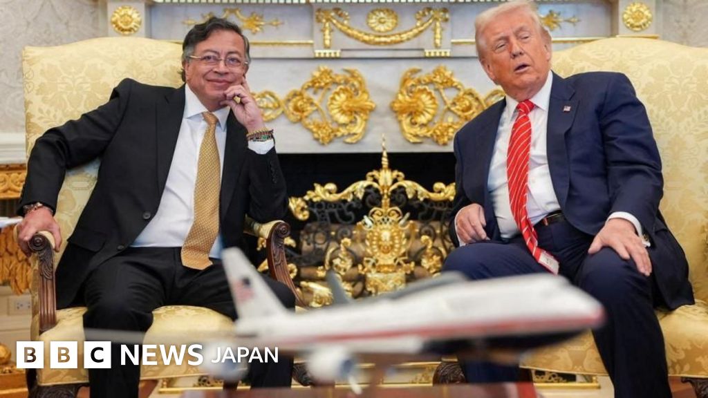 トランプ氏、ののしり合ってきたコロンビアの大統領を「素晴らしい」と ホワイトハウスで会談