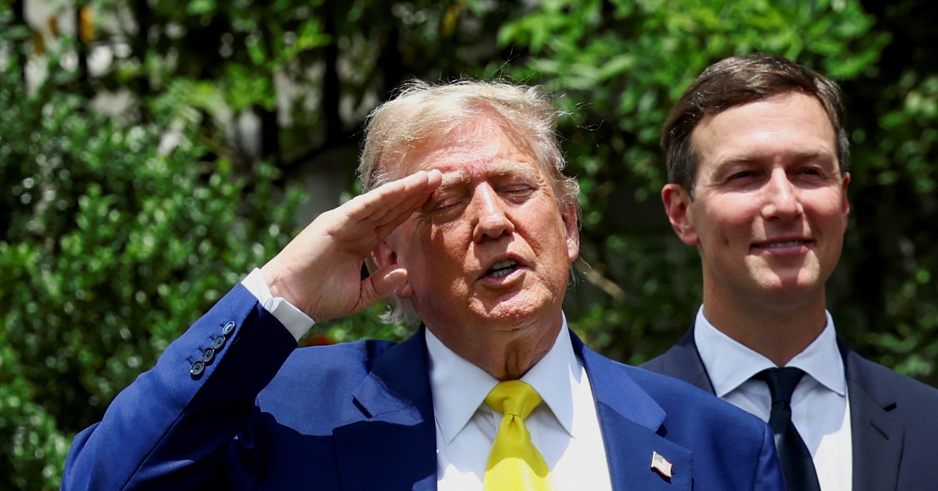 トランプ氏「中国はイラン産石油購入可能」、制裁緩和を米高官否定