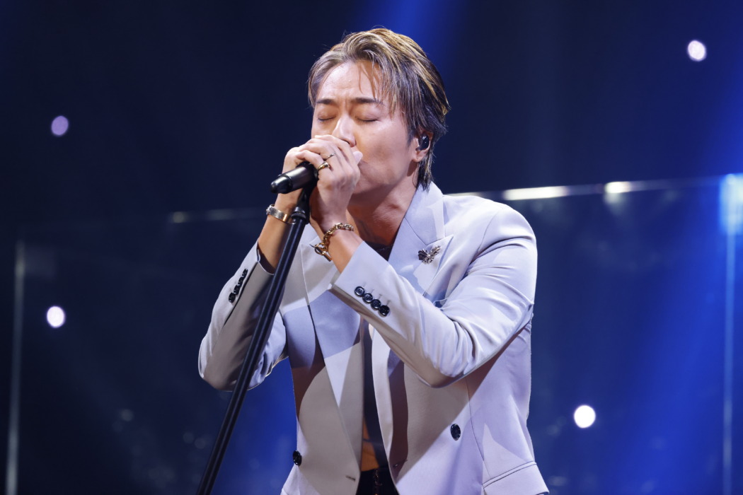 EXILE TAKAHIRO「最高の笑顔と幸せをありがとう」 ØMIも登場！満天の星空広がる武道館ライブ