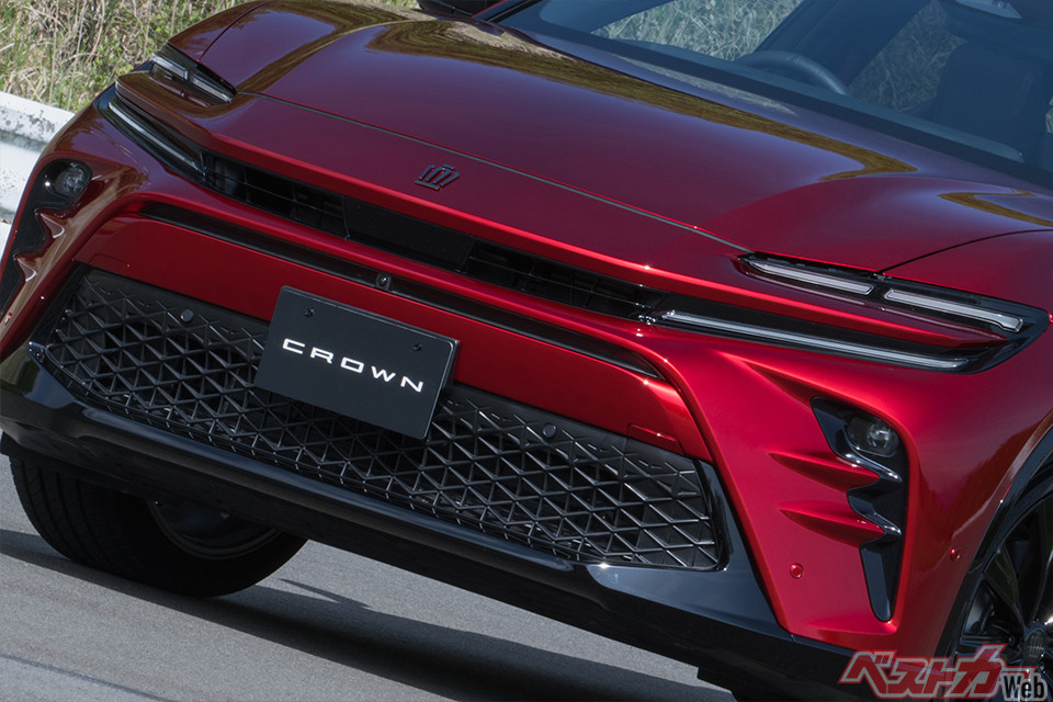 新車と中古で悩む!! クラウンスポーツの中古はどれだけ安い？ いつお得に買える？
