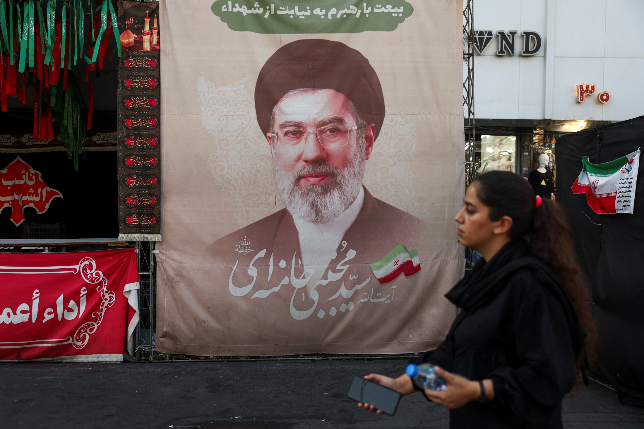 開戦半年後も姿見せないイラン最高指導者、健康と実権に疑念（ロイター）