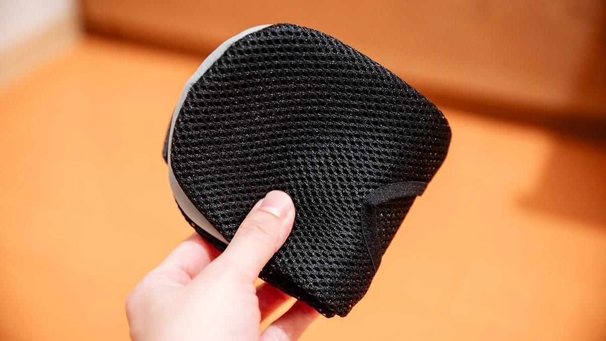 グンゼの隠れた逸品！「オウチスリッポン」は長距離フライトの足元に最適でした