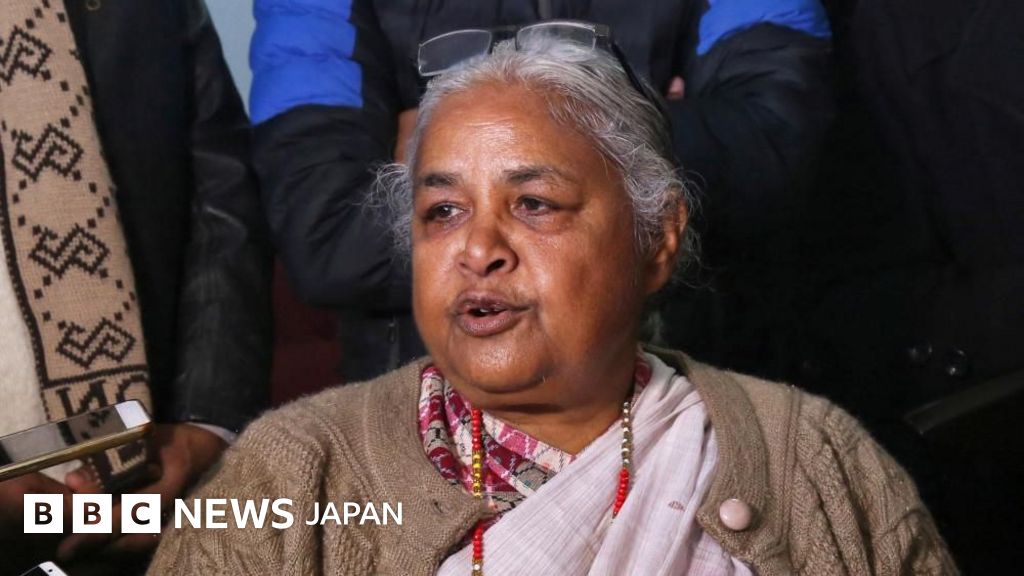 反政府デモ続いたネパール、暫定首相に元最高裁長官が就任 初の女性首相