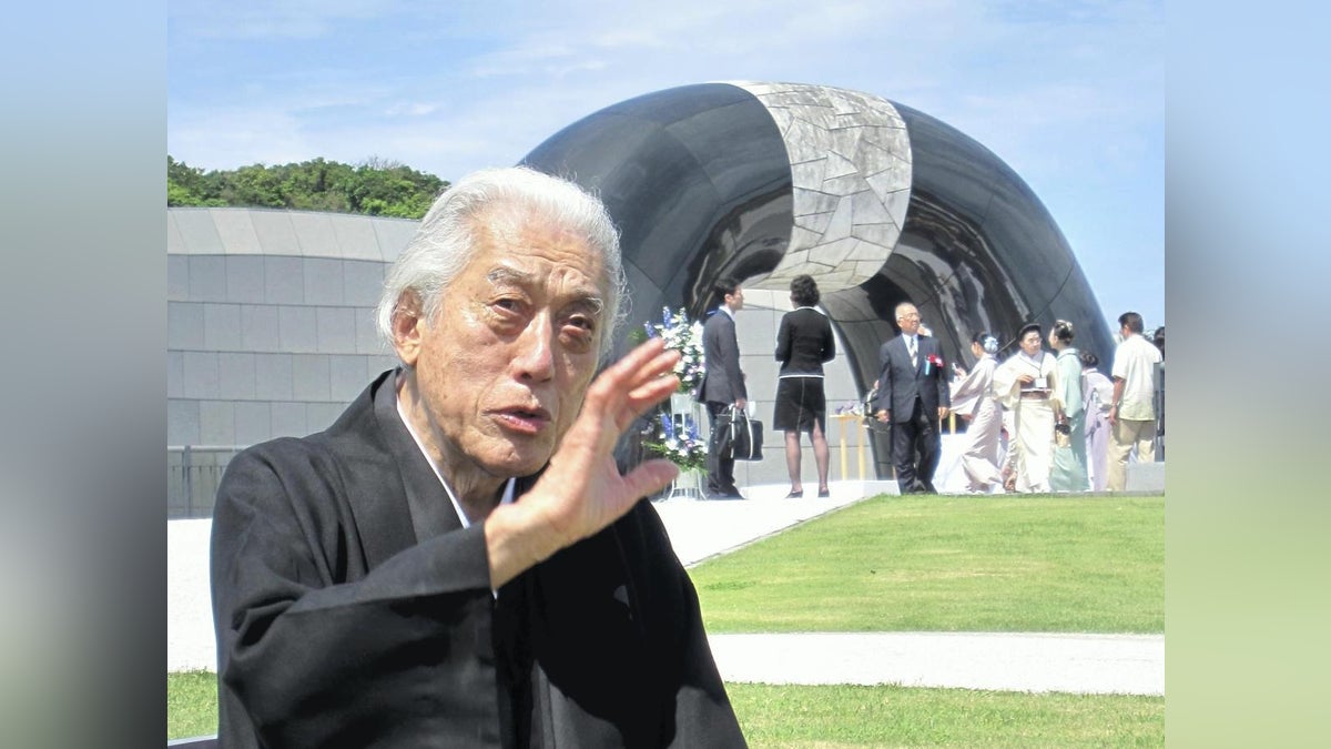 特攻隊員だった千玄室さん「戦はお茶の心に反する」…追悼式では亡き戦友愛用の茶碗で献茶