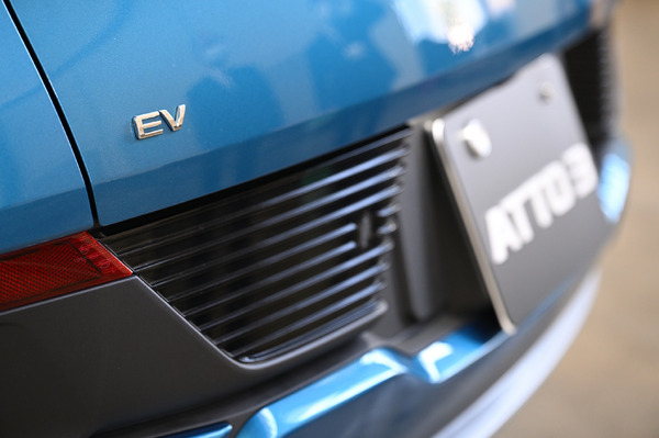 国のEV補助金見直し「格差」鮮明…ホンダ・スバル増額、日産・スズキ・BYDなど大幅減額［新聞ウォッチ］