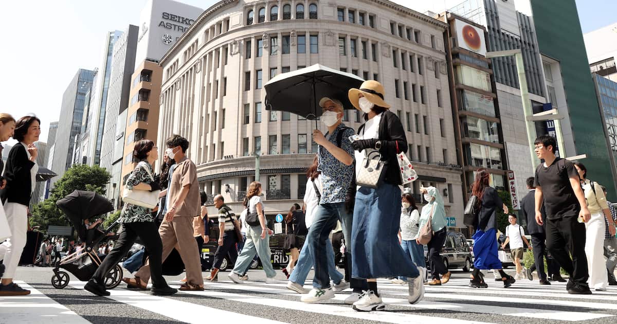 暑くて不快な夏でもマスクは外さない…コロナ禍で若年層が覚えた「人から見られない安心」