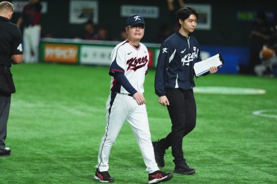 SNSで物議も…韓国が"規定外"のリクエストができたワケ 侍コーチ陣が明かした真相