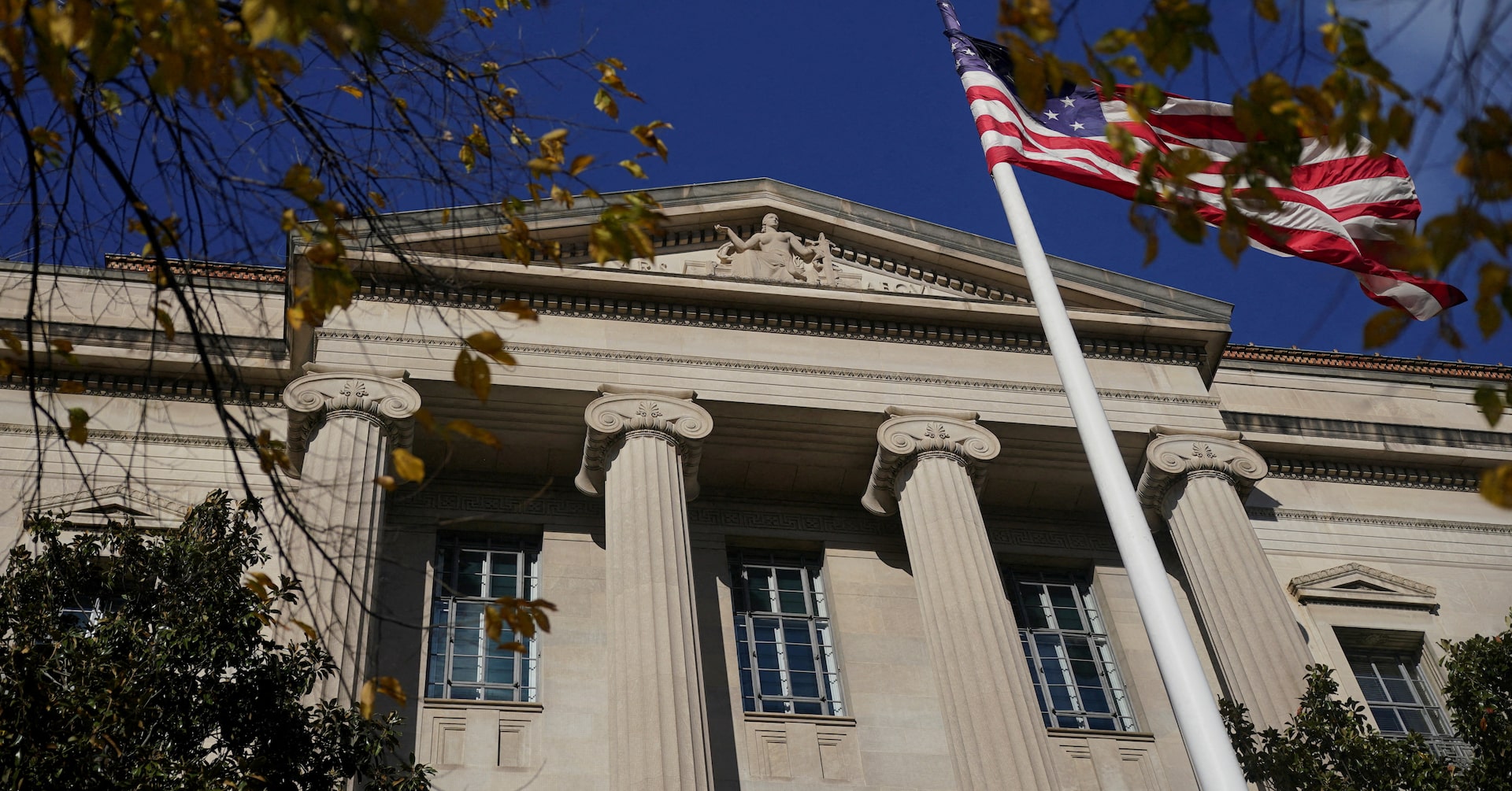 アングル：失言や違法捜査、米司法省でミス連鎖 トランプ政権との距離感に疑念も