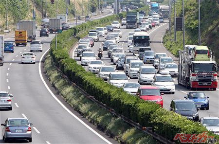 GWが間もなく始まるが……高速道路の渋滞には要注意！ ラッシュのピークは5月2日下りの中央道で45km!!