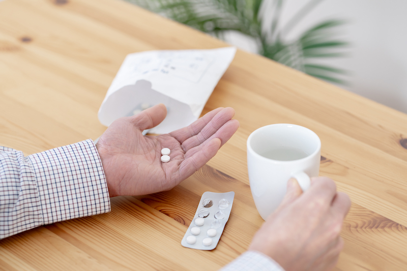 「もの忘れ」「日時や場所の間違い」は薬の副作用が原因かもしれない