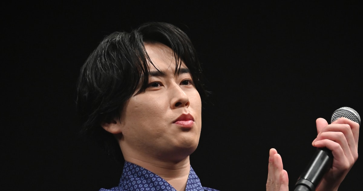 宮舘涼太「火喰鳥を、喰う」で挑戦した眉毛の演技と長ゼリフ、クランクインで味わった気持ちは（会見レポート / 写真15枚）