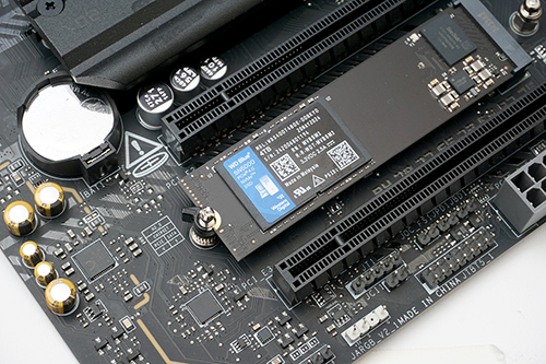 ゲームインストール用に4TBのQLC SSDはいいぞ！用途しだいでは低価格＆大容量はやっぱり正義だ!!