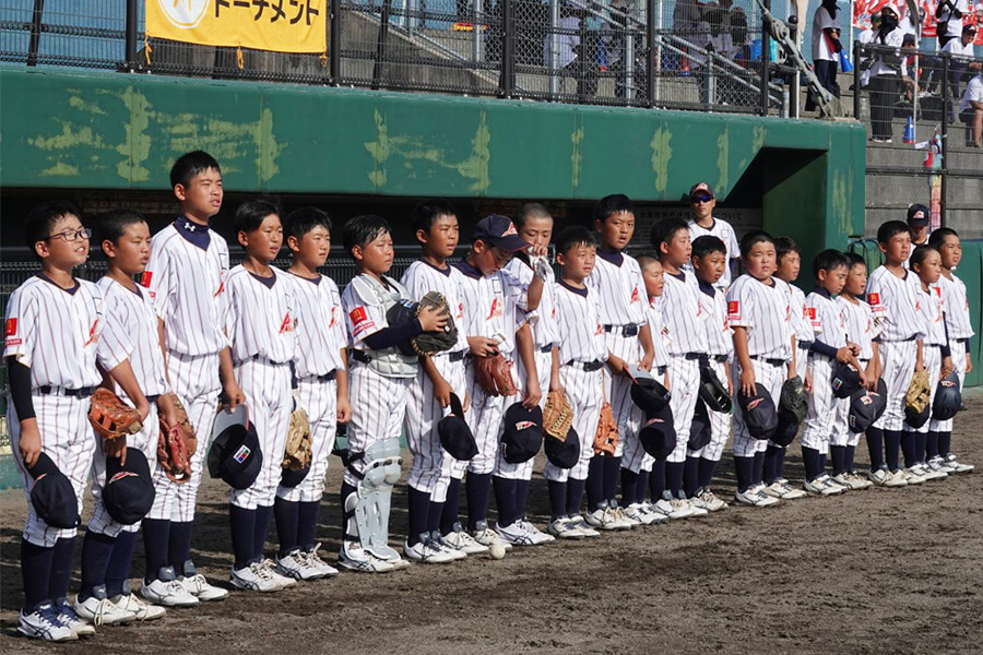 “小学生の甲子園”が1日遅れで開幕 多賀少年野球クラブが初戦突破、明石ボーイズJr.は全国初勝利