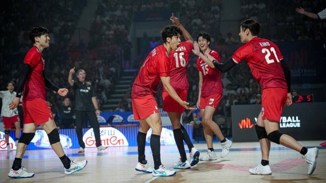 【バレー男子NL】前回覇者フランスとフルセットにもつれる熱戦で逆転勝利 宮浦健人は強烈スパイクに2連続サービスエースなど躍動