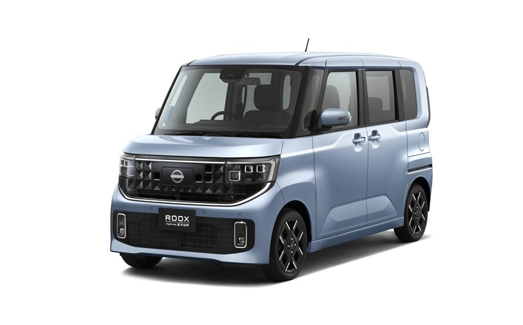 新型軽自動車 日産「ルークス」を初公開