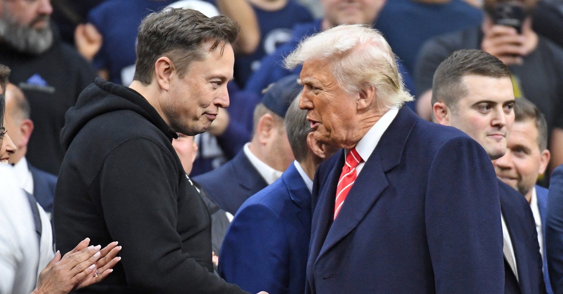 マスク氏の会社を「破壊するつもりない」、繁栄望む＝トランプ氏