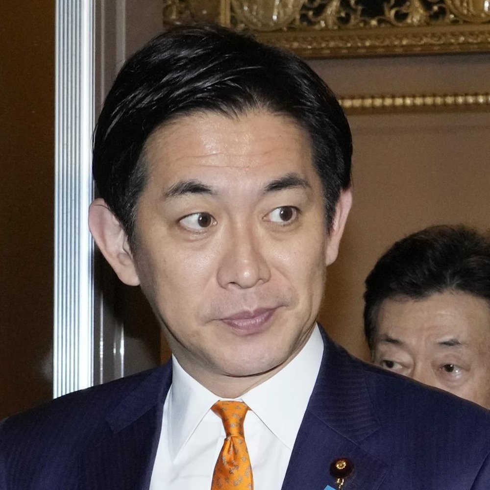 「呆気に取られるような低い見識を語る政治家」芥川賞作家が苦言…小林政調会長 “教員免許いらない”発言が物議→“言い訳”投稿も広がる波紋