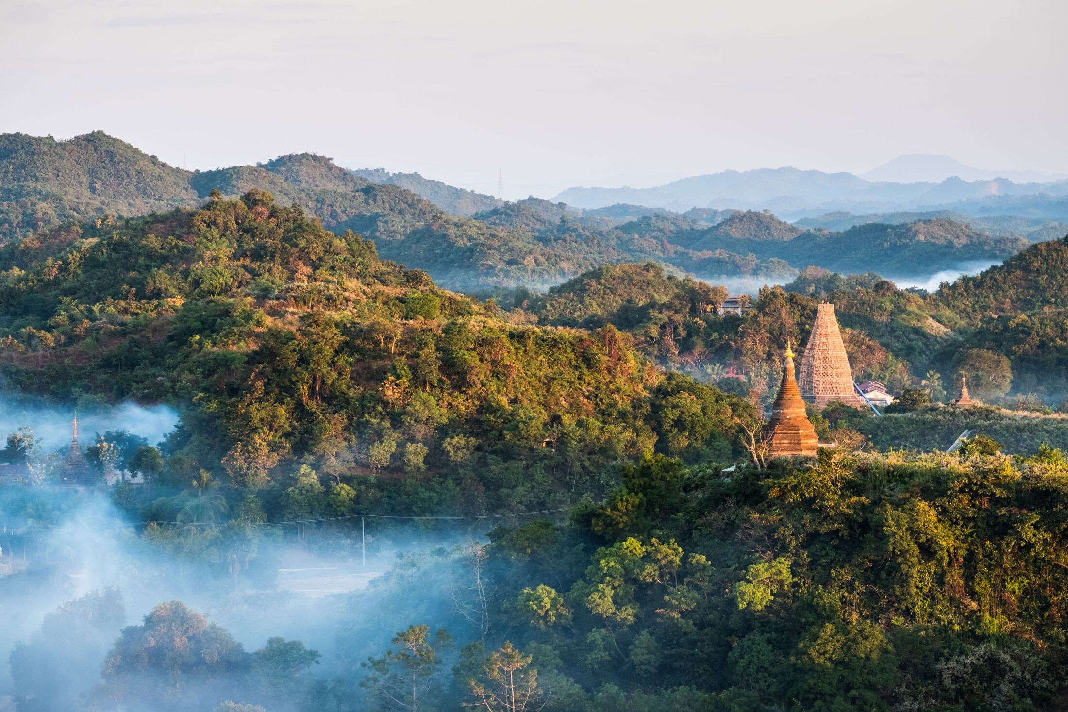 「中国人3人を射殺」「集団リンチをSNSに投稿」…中国政府はなぜ“問題だらけの隣国”ワ州に介入できないのか？（文春オンライン）