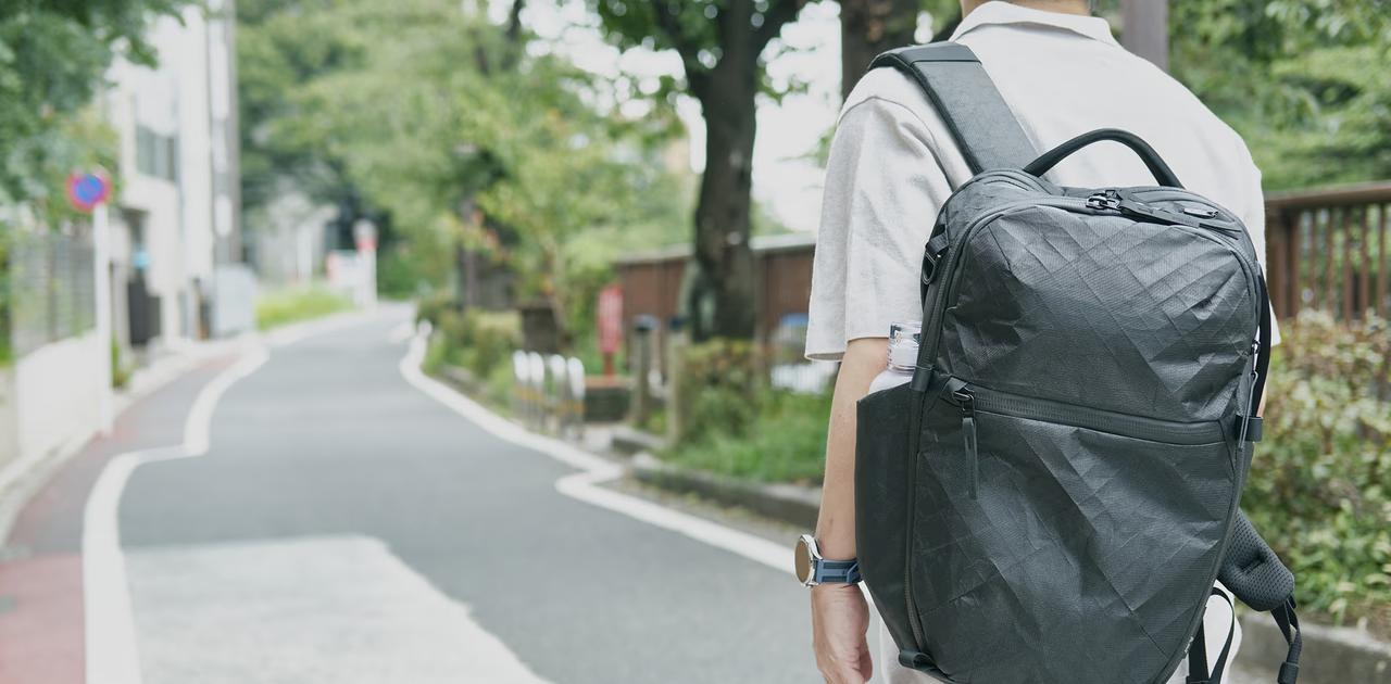 軽い・通気性よい・形崩れしない。みんなが使ってる｢機能性リュック｣たち