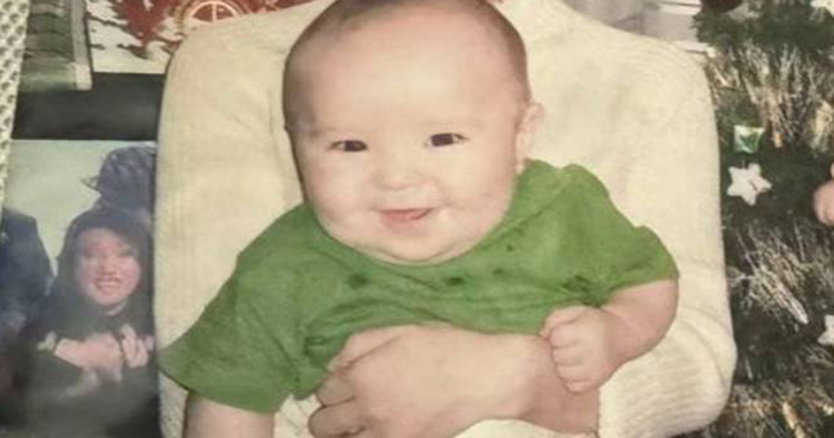 カザフスタンで生まれた赤ちゃん→10歳で英国へ移住し、10年後……「わ～すごい」 現在の姿に「うらやましいなあ」【海外】