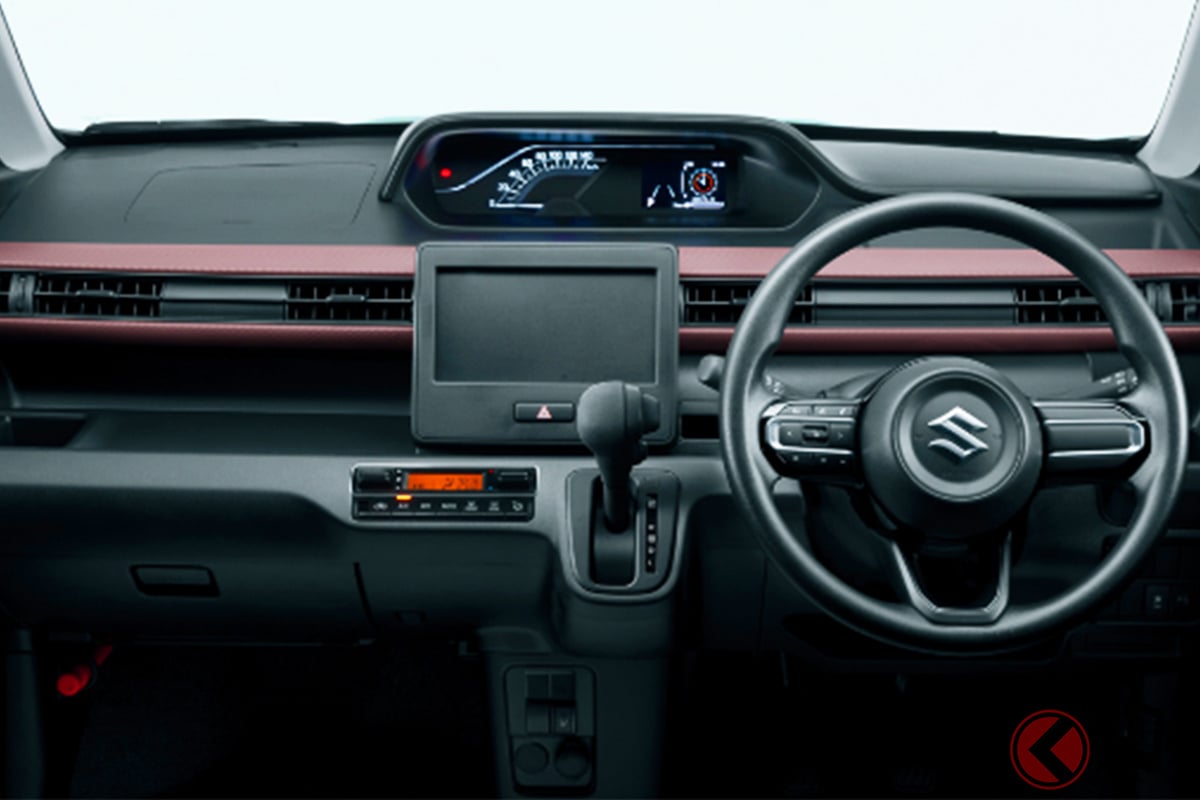 スズキ新「軽ワゴン」発売！ 最上級より「約40万円オトク」で「リッター25キロ超え」が魅力！ デザイン刷新した"上質顔"×ボルドー内装を採用！ まさかのMTもある「ワゴンR」最安モデルとは？