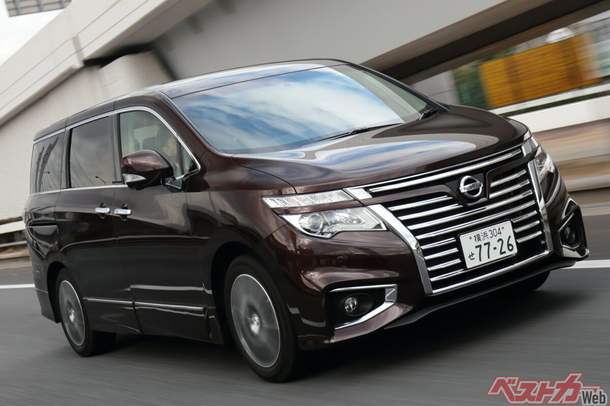 新型登場のイマこそ“買い”の1台！ 3代目エルグランドは100万円台で「キングの威厳」が手に入る!?