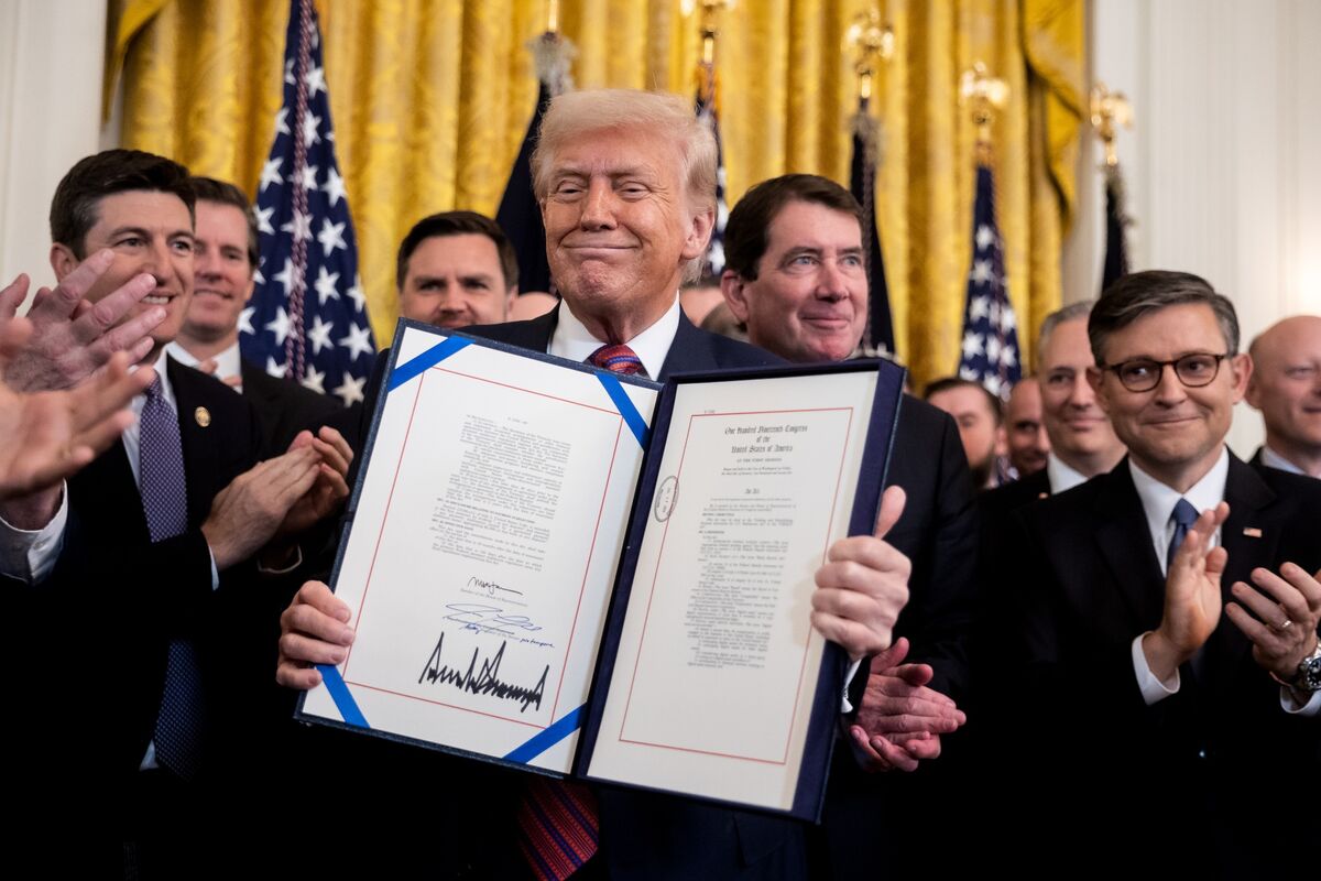 【日本市況】ＴＯＰＩＸ史上最高値、トランプ関税ＥＵ前進－円が上昇