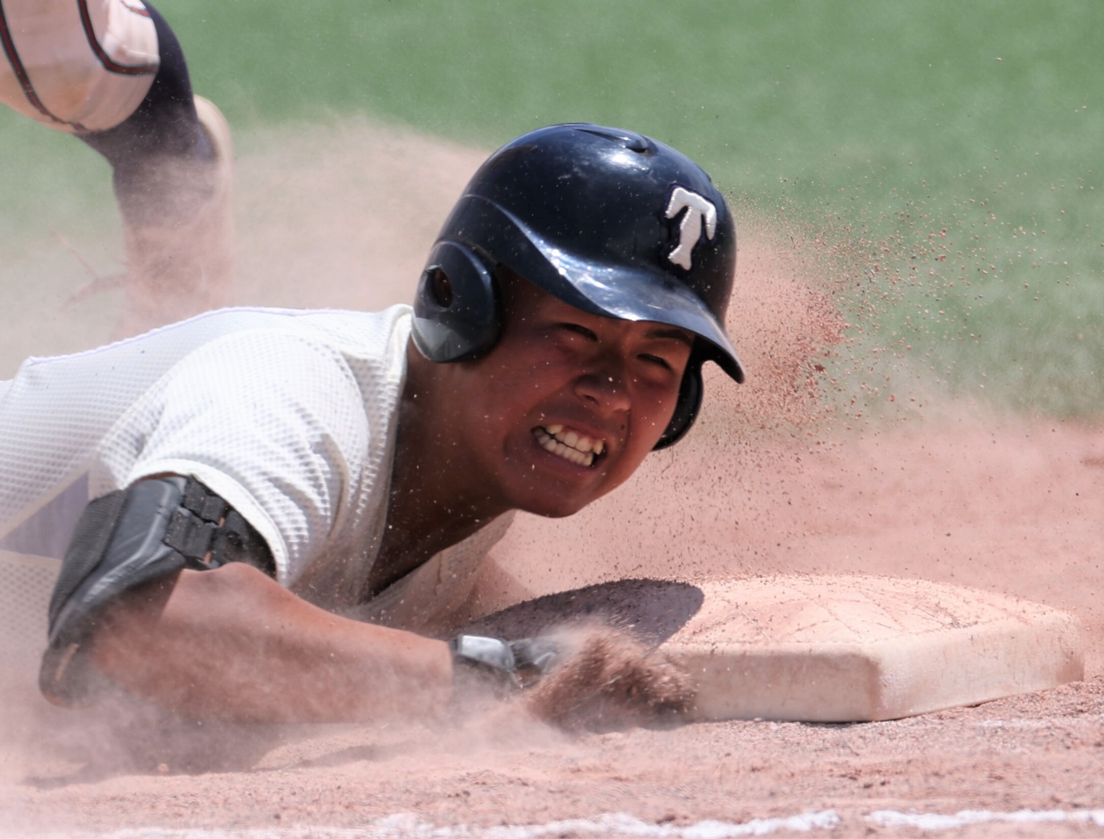 大阪桐蔭 決勝で延長10回タイブレークの末 東大阪大柏原に敗れる エース中野が決勝打浴びる 4点差を7回に追いつくも 【高校野球】