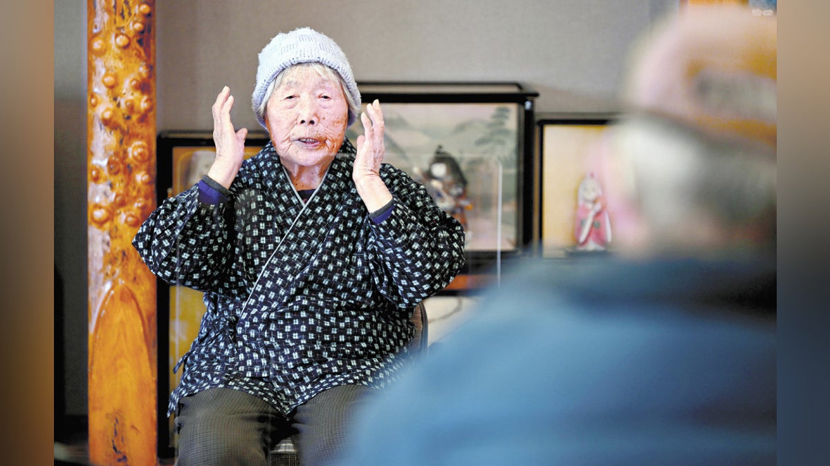 東日本大震災：１００歳の語り部「この津波の恐ろしさは、私が伝えていくんだ」…泥の中から見つけた語り部のバッジ : 読売新聞