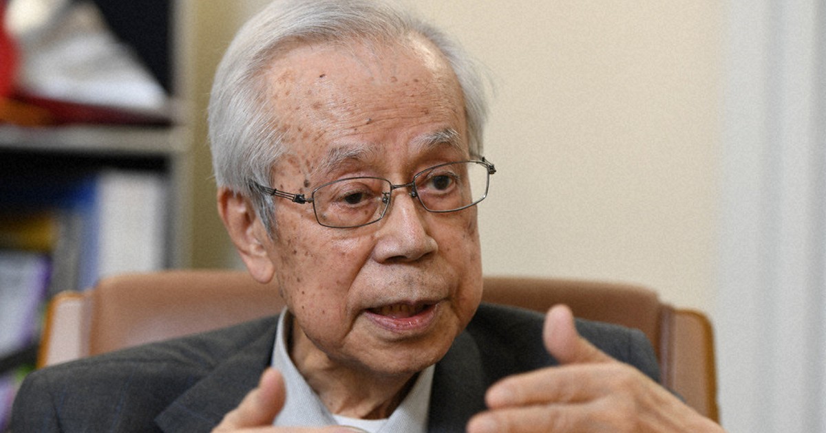 この国はどこへ 試練の年に 「平和憲法の力」を今こそ 元首相・福田康夫さん 89歳