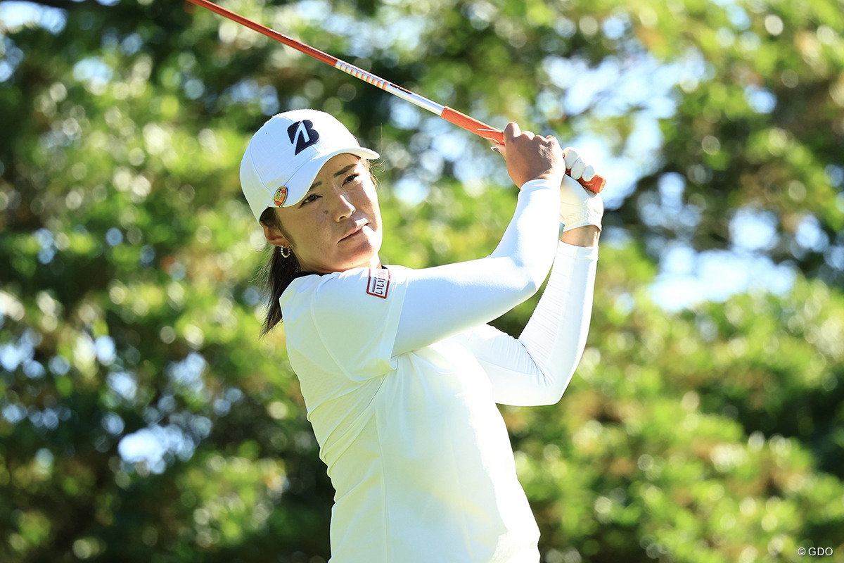 渡邉彩香が2打差逆転で3年ぶり6勝目 一ノ瀬優希は“ママさんV”ならず7位