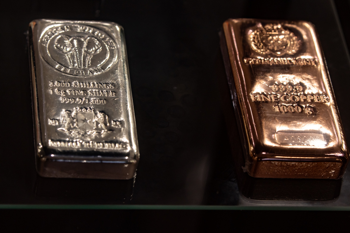 金と銀が急落、イラン攻撃によるインフレ懸念とドル高が背景（Forbes JAPAN）