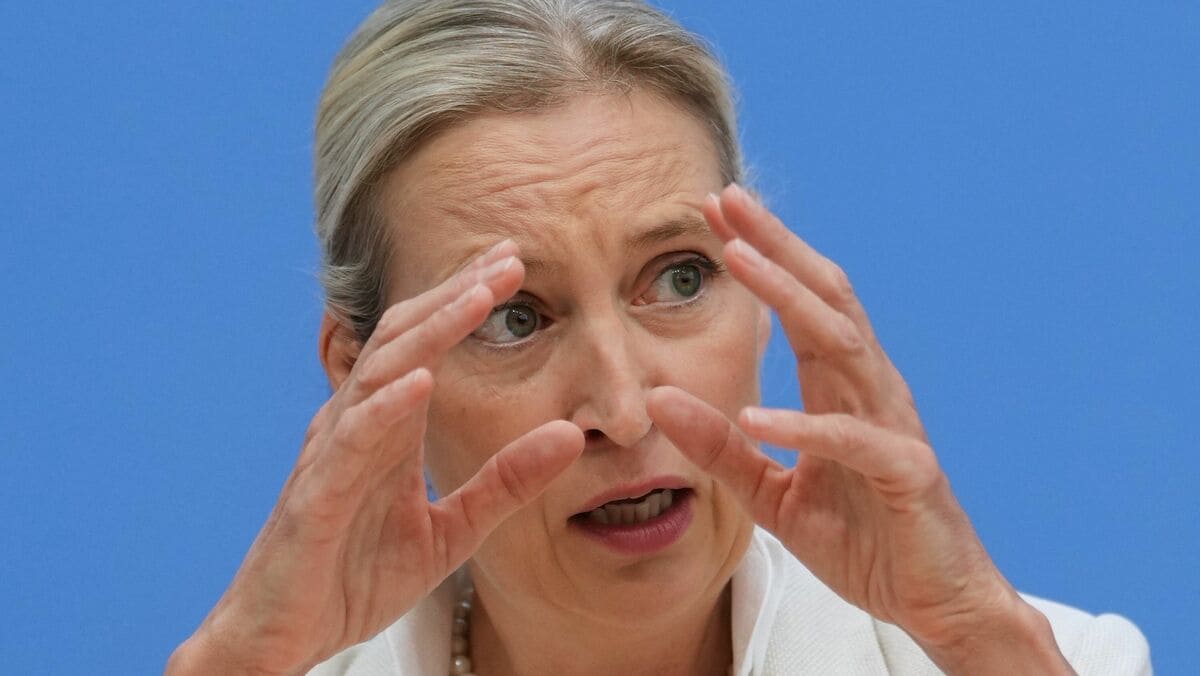 世界中に響き渡るドイツ地方選での極右AfDの勝利、ロシアとトランプ政権は喝采――ギデオン・ラックマン(1/3)