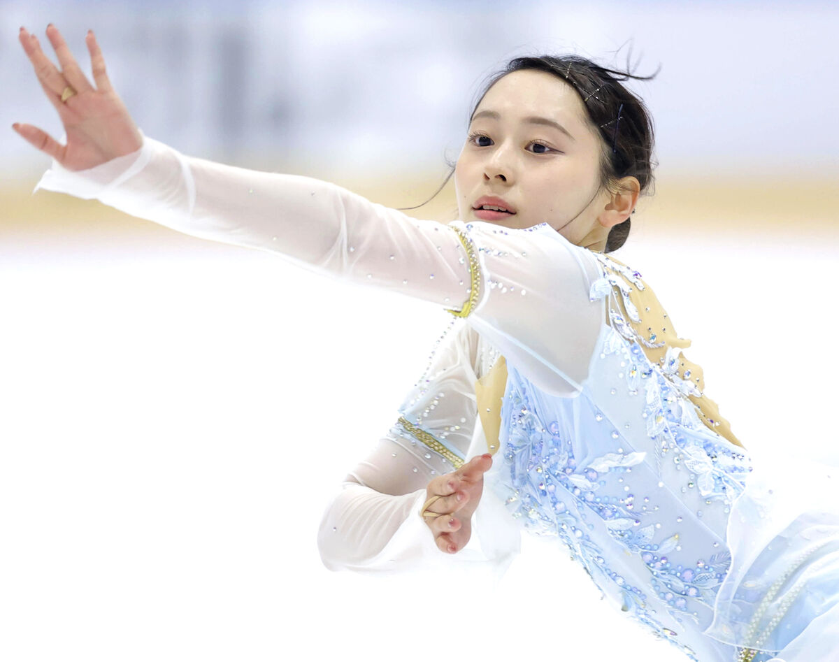 【フィギュア】国際大会デビューの三宅咲綺、トリプルアクセル着氷の順調調整 坂本花織、千葉百音らが公式練習
