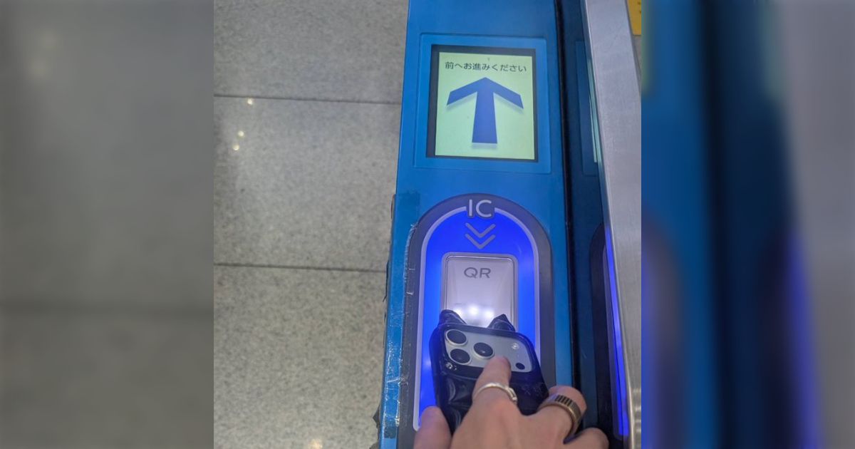 改札で「スマホの画面側を下にして」タッチしていた…共感のポストが寄せられ、センサーの位置が端末によって異なる場合も