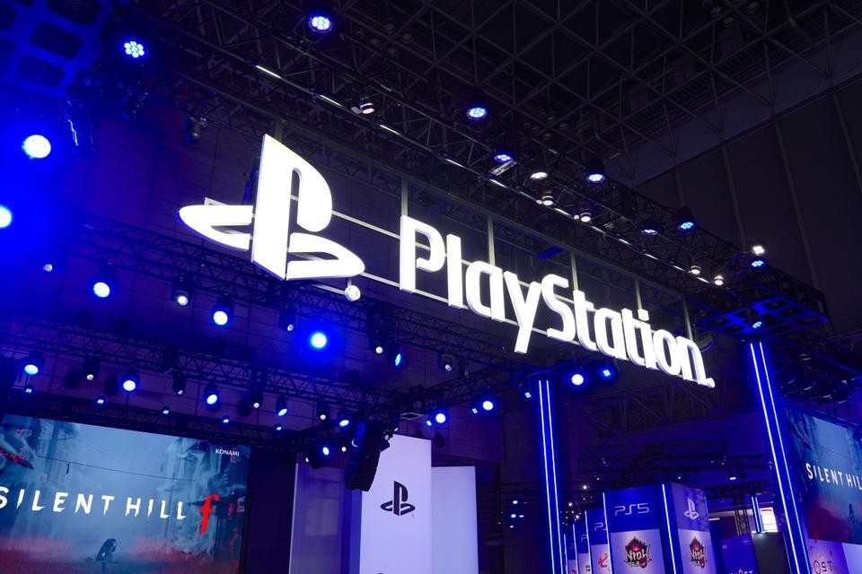 ソニー「PS6」（仮）戦略大転換？「Nintendo Switch 2」好調で「現実路線」シフトの可能性