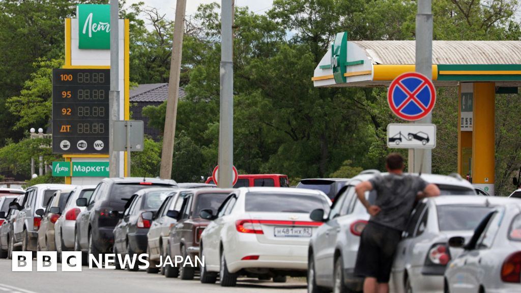 ロシア占領下のクリミア半島で一般向け燃料販売が停止、ウクライナの石油施設攻撃で